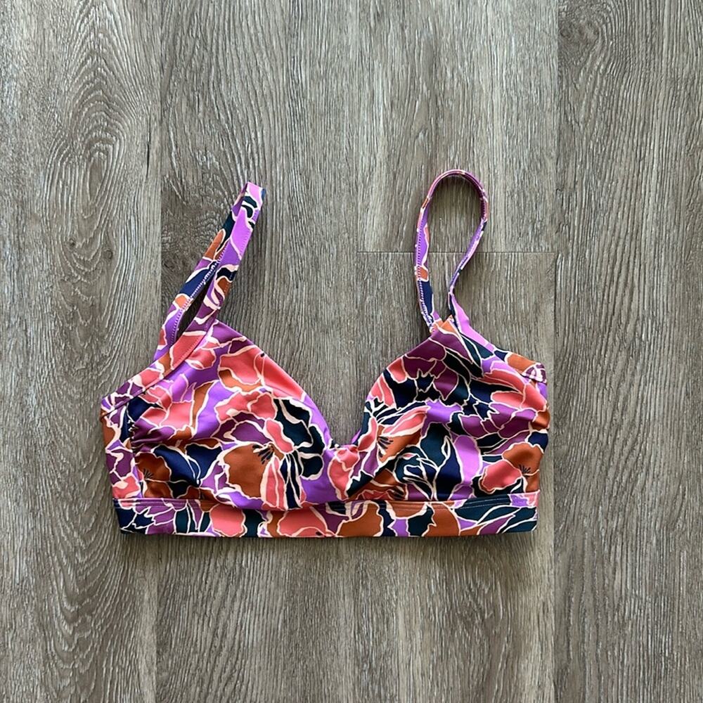 Victoria's Secret Underwire Bikini Top Floral Size 32DD